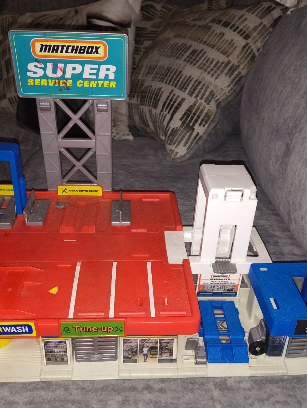Match Super Service Center Playset - Red, Blue, Gray